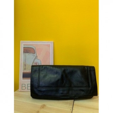 Pochette in pelle nera