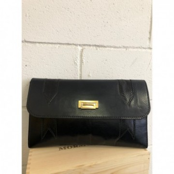 Pochette nera in pelle...